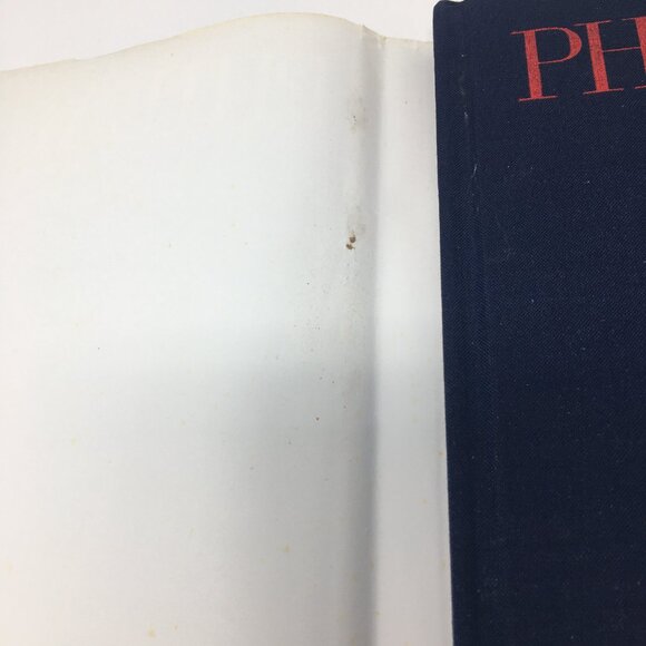 Philadelphia Photography by Robert Llewellyn Coffee Table Hardbound Book - Picture 5 of 16